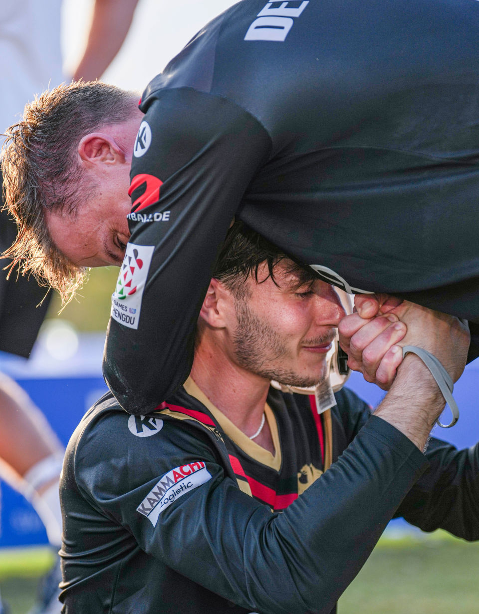 src, 吕措在比赛