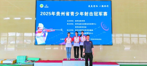 追求梦想的, 进行刻苦的, 远景目标是 追求梦想的, 进行刻苦的, 远景目标是